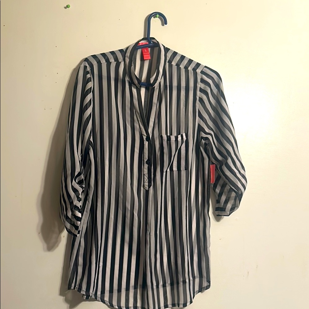 Mix & Co. Black and White Striped Blouse